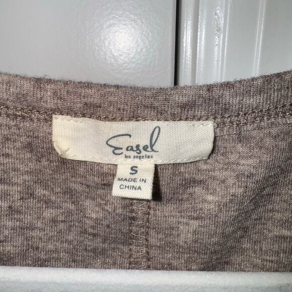 Easel Oversized Flowy Boho Asymmetrical Hem Peace Sign Brown Shirt Size Small - Picture 3 of 8